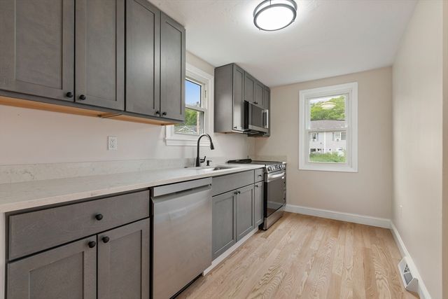 53 Colonel Bell Dr 53, Brockton, MA 02301