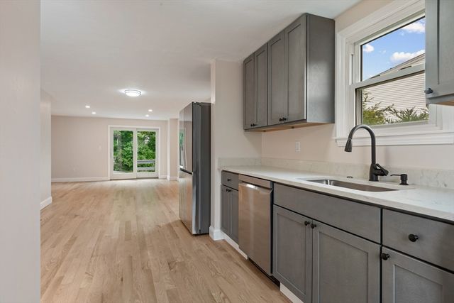 53 Colonel Bell Dr 53, Brockton, MA 02301