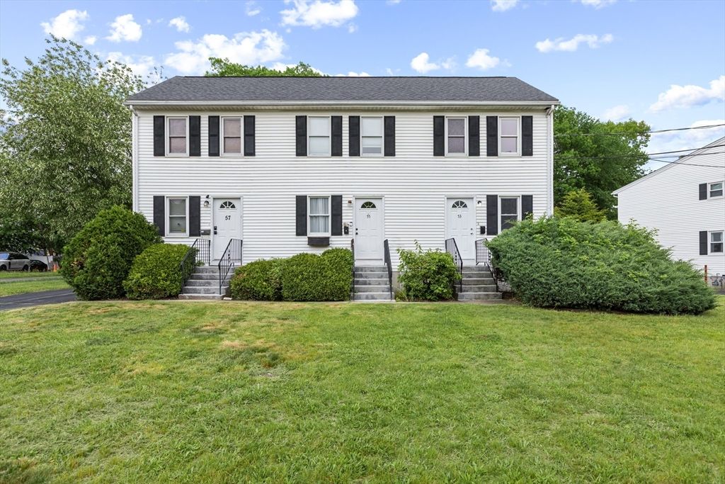 53 Colonel Bell Dr 53, Brockton, MA 02301