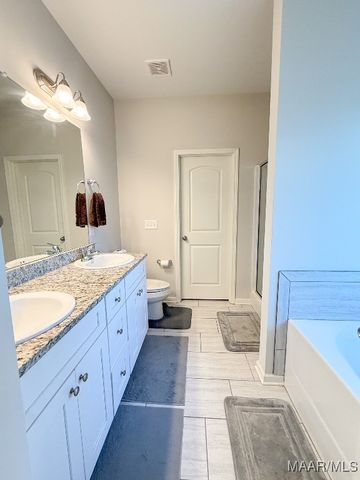 1843 Landing Place Way, Deatsville, AL 36022