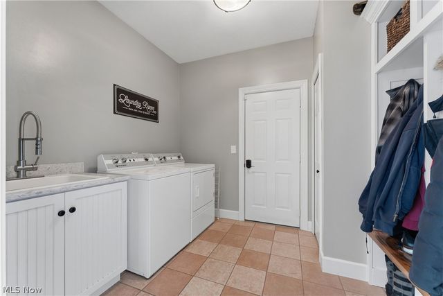 9946 Etling Drive, Marshallville, OH 44645