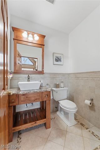 9946 Etling Drive, Marshallville, OH 44645