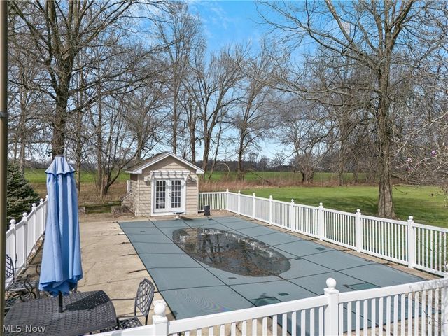 9946 Etling Drive, Marshallville, OH 44645