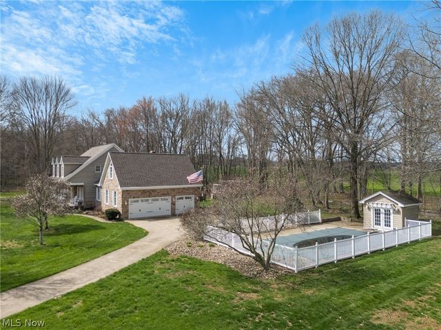 9946 Etling Drive, Marshallville, OH 44645