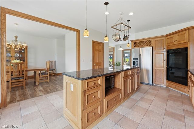 9946 Etling Drive, Marshallville, OH 44645