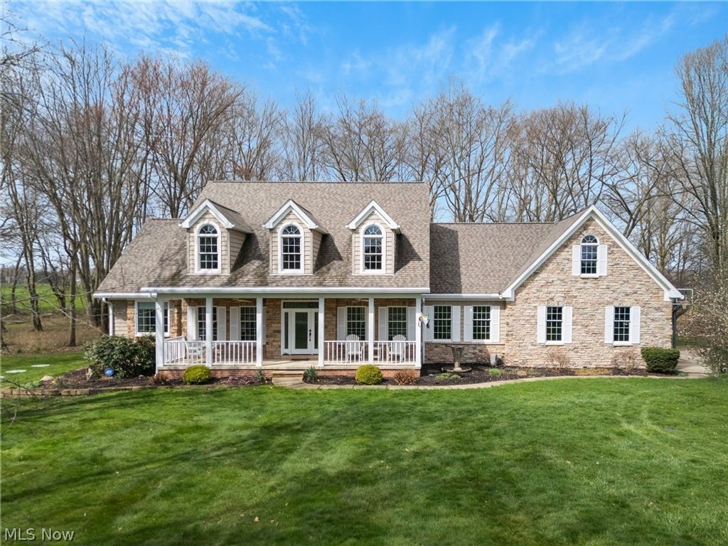 9946 Etling Drive, Marshallville, OH 44645