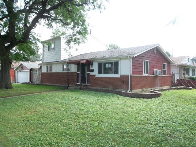 14045 S Claire Boulevard, Robbins, IL 60472