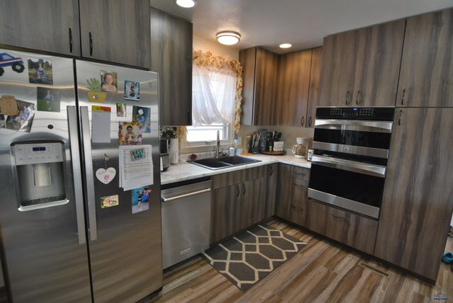 2015 5TH ST, Rapid City, SD 57701