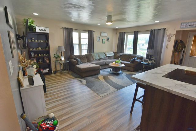 2015 5TH ST, Rapid City, SD 57701