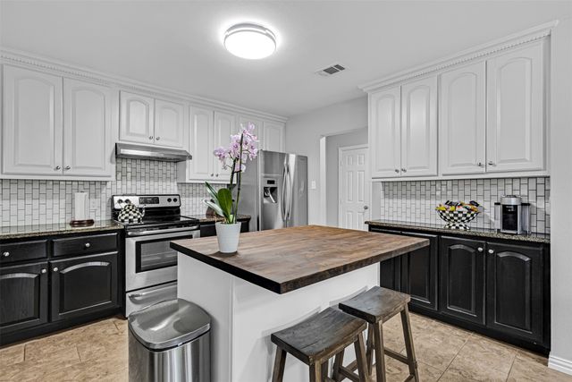 603 W Belt Line Road, Richardson, TX 75080