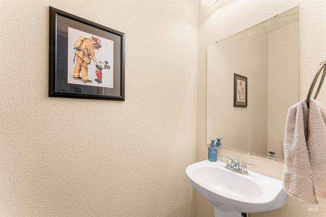 10756 Cocoon Ct., Nampa, ID 83687