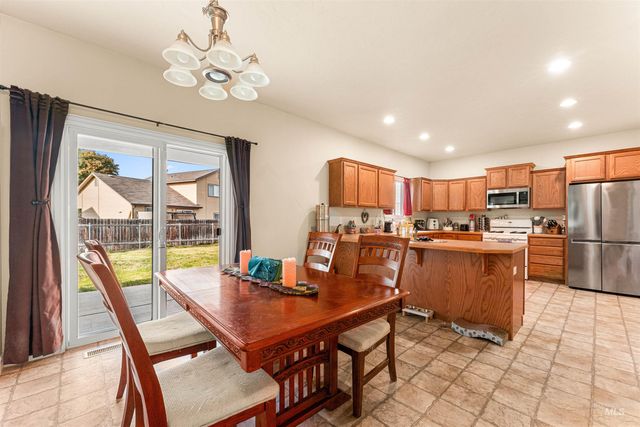 10756 Cocoon Ct., Nampa, ID 83687