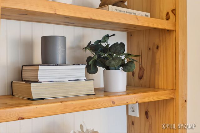 1354 Waukazoo Drive, Holland, MI 49424