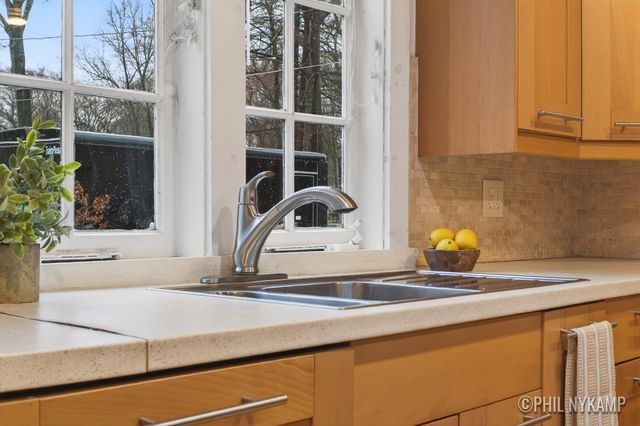 1354 Waukazoo Drive, Holland, MI 49424