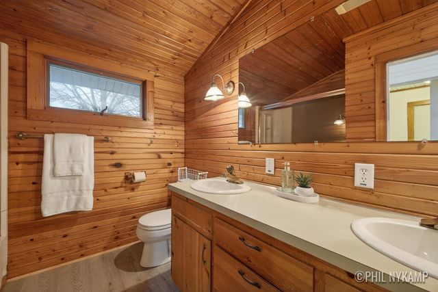 1354 Waukazoo Drive, Holland, MI 49424