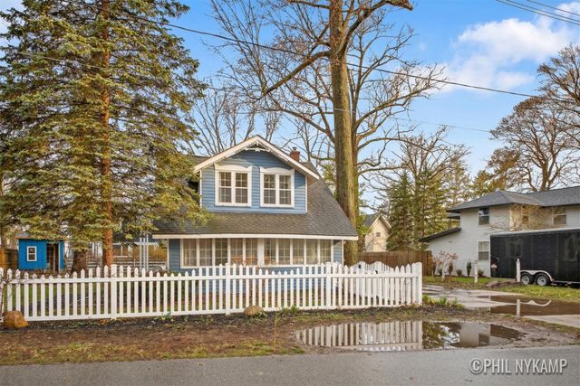 1354 Waukazoo Drive, Holland, MI 49424