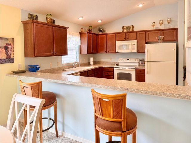 2000 GOLDENROD COURT, The Villages, FL 32162