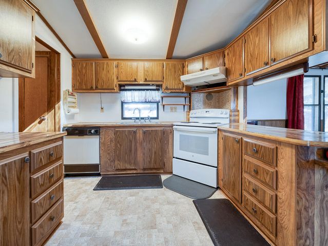 3440 Boardman Avenue, Klamath Falls, OR 97603