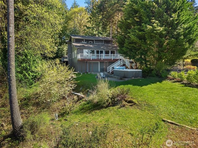 5023 Cooper Point Road NW, Olympia, WA 98502