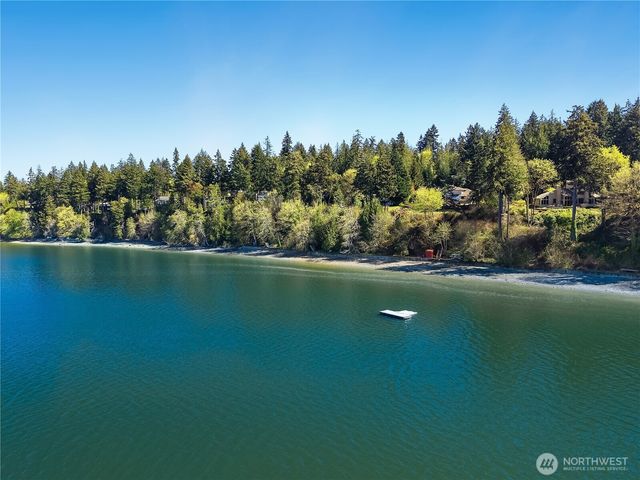 5023 Cooper Point Road NW, Olympia, WA 98502