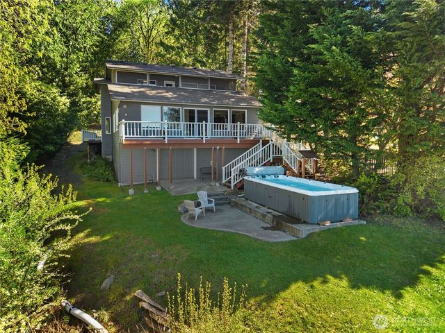 5023 Cooper Point Road NW, Olympia, WA 98502