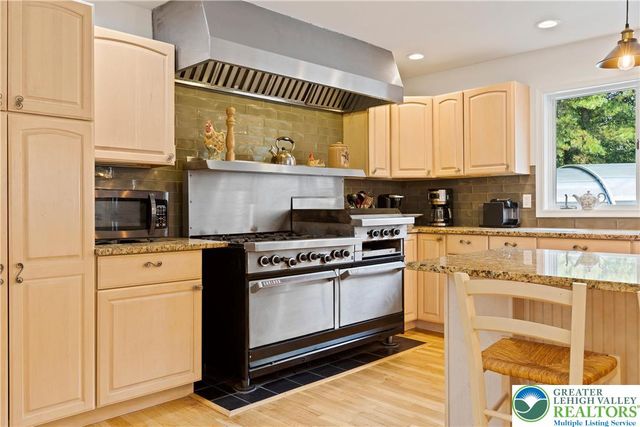 1488 Clover Road, Tunkhannock Twp, PA 18334