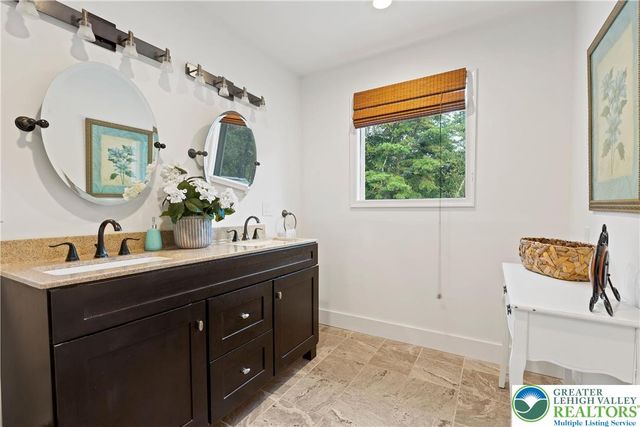 1488 Clover Road, Tunkhannock Twp, PA 18334