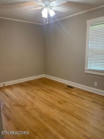 2721 Lantana Rd, Crossville, TN 38572