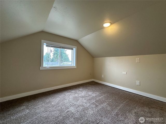 329 24th Street, Longview, WA 98632