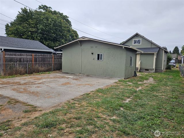 329 24th Street, Longview, WA 98632