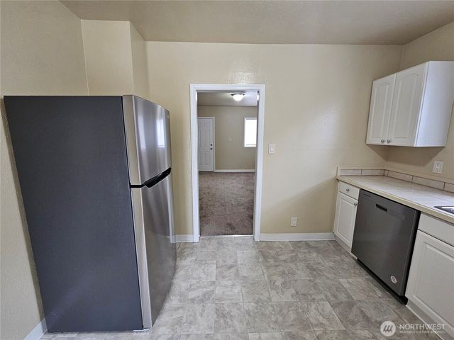 329 24th Street, Longview, WA 98632