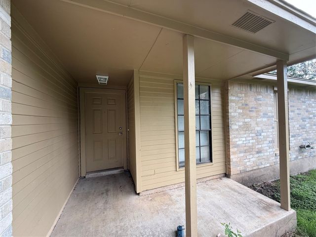 2712 Cameron LOOP, Austin, TX 78745