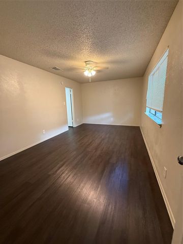 2712 Cameron LOOP, Austin, TX 78745