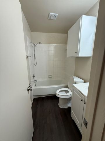2712 Cameron LOOP, Austin, TX 78745