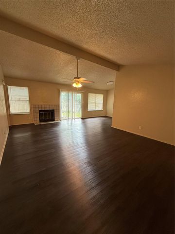 2712 Cameron LOOP, Austin, TX 78745