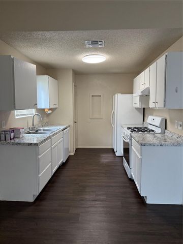 2712 Cameron LOOP, Austin, TX 78745