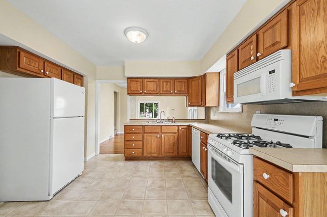 1930 Galewood Avenue SW, Wyoming, MI 49509