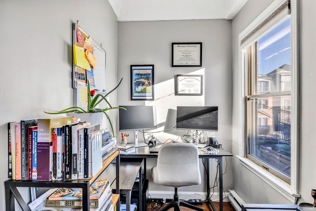 3 Kemble Pl 2, Boston, MA 02127