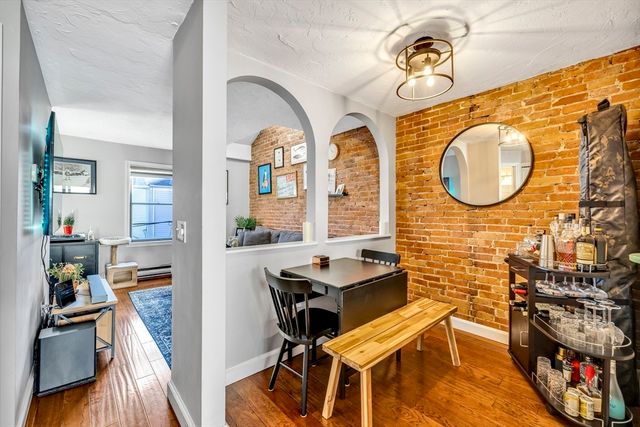3 Kemble Pl 2, Boston, MA 02127