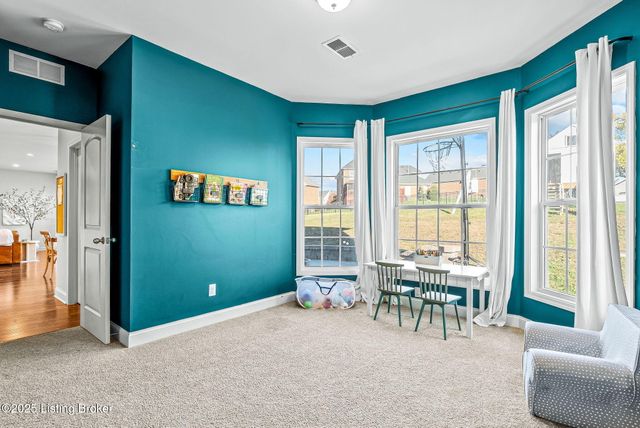 18104 Brightleaf Pl, Fisherville, KY 40023