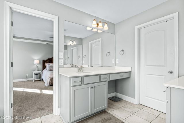 18104 Brightleaf Pl, Fisherville, KY 40023