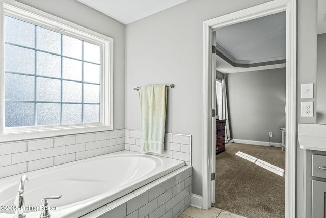 18104 Brightleaf Pl, Fisherville, KY 40023