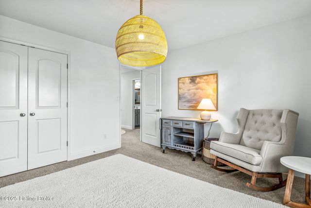 18104 Brightleaf Pl, Fisherville, KY 40023