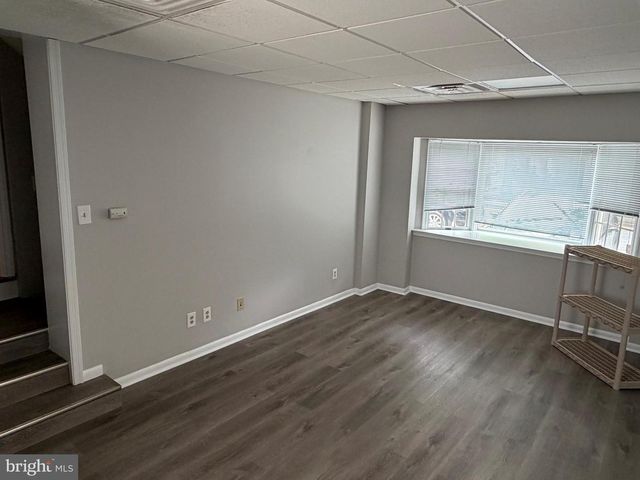 4905 MONTGOMERY LN, Bethesda, MD 20814