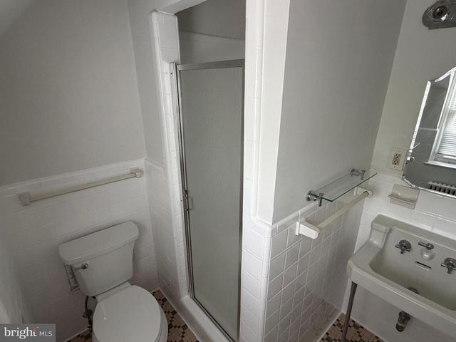 4905 MONTGOMERY LN, Bethesda, MD 20814