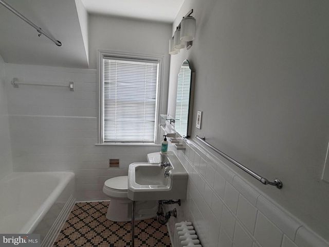 4905 MONTGOMERY LN, Bethesda, MD 20814