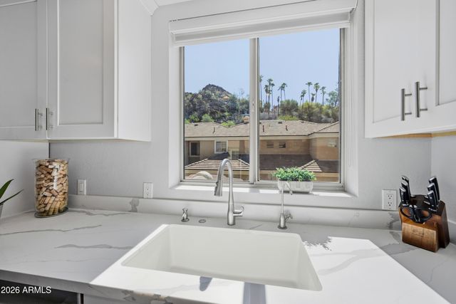 7887 N 16TH Street 226, Phoenix, AZ 85020