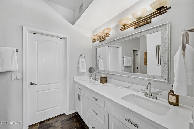7887 N 16TH Street 226, Phoenix, AZ 85020