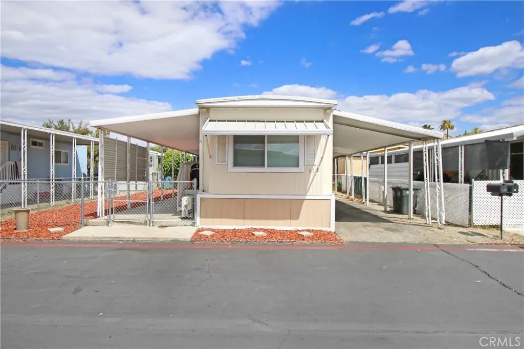 1455 S State 112, Hemet, CA 92543