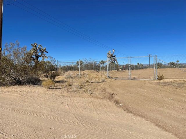 3884 Indio, Yucca Valley, CA 92284